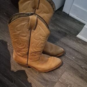 Tan Western Cowboy Boots